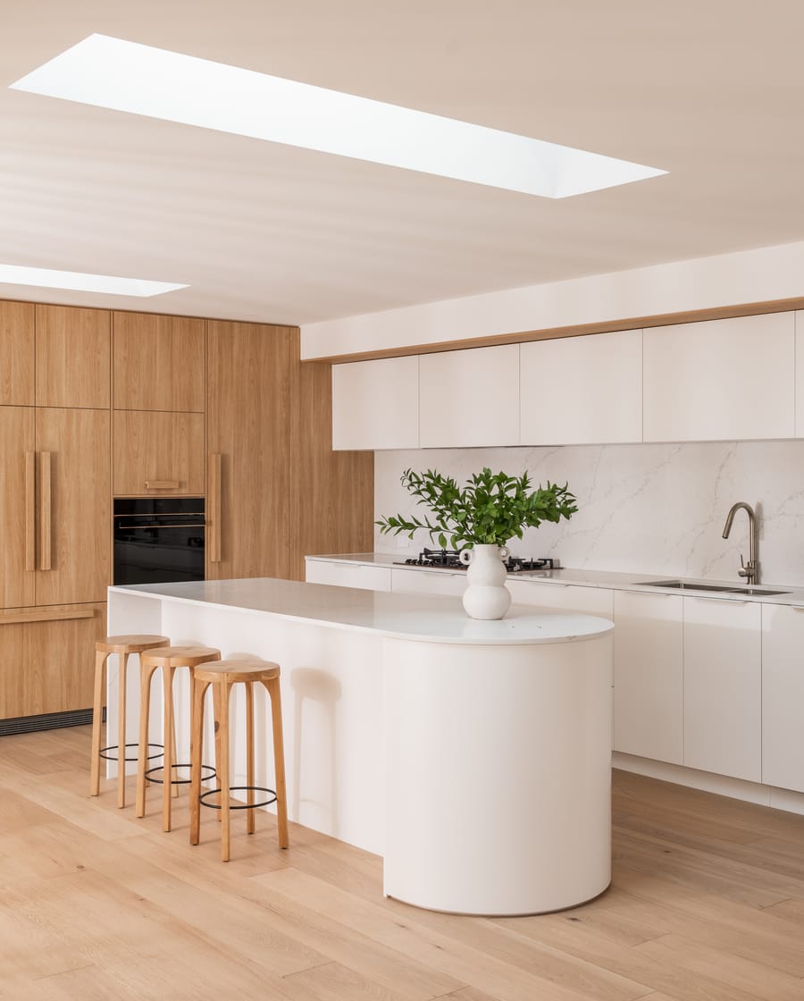 Contemporary Oak Kitchen, Paradise Point