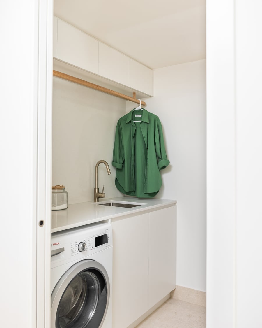 Apartment Laundry, Surfers Paradise