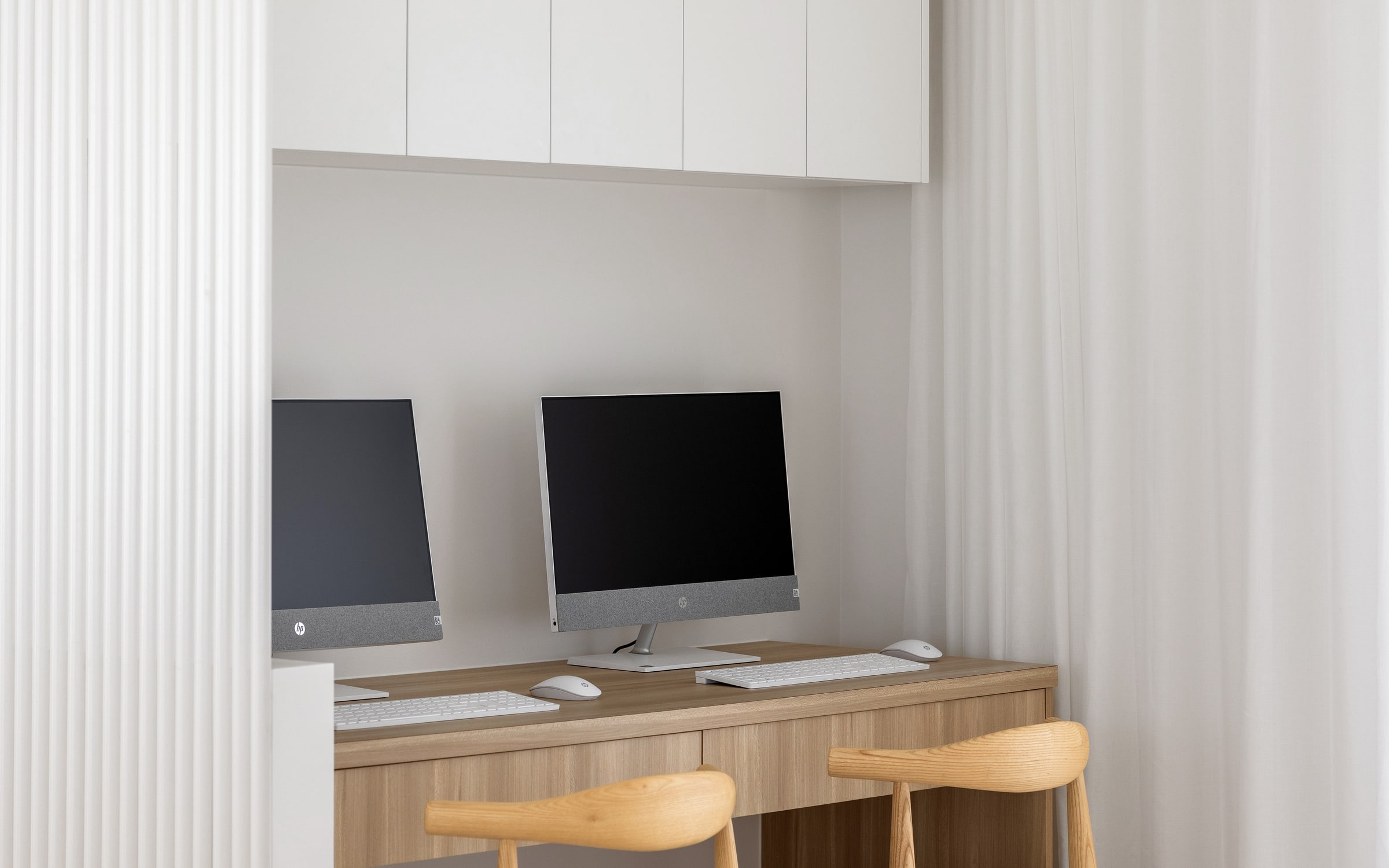 Custom built-in oak home office desk on the Gold Coast