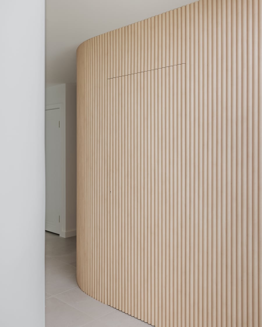 Fluted-Oak Pantry Wall, Broadbeach